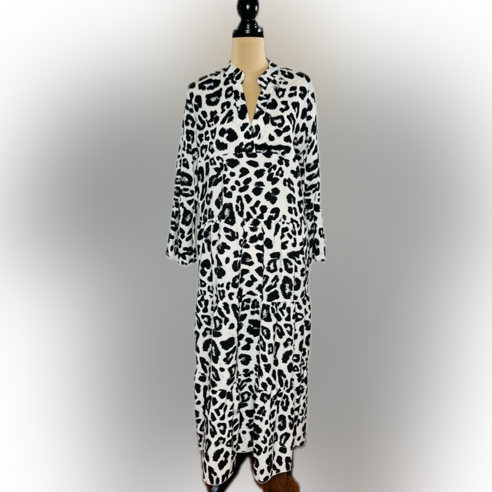 Sunday Up Black and White Animal Print Long Sleeve Dress